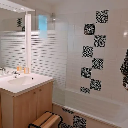 Maison Avec Piscine, Tennis * Ondres